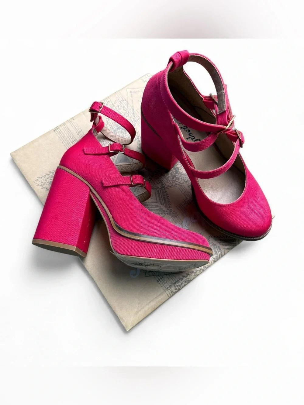 Free People Perfect Pair Platform Mary Jane Heels Size 37 NWOT